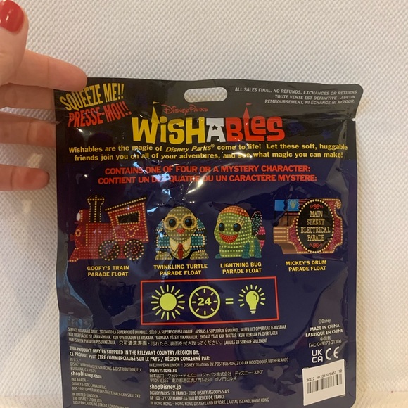 Disney Parks Wishables Electrical parade series train - Picture 8 of 9